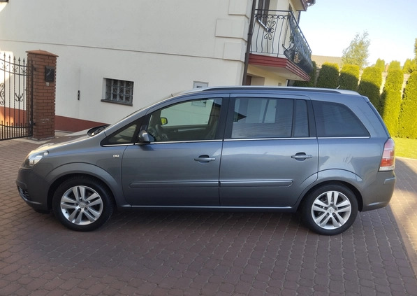 Opel Zafira cena 12999 przebieg: 215500, rok produkcji 2006 z Bodzentyn małe 172